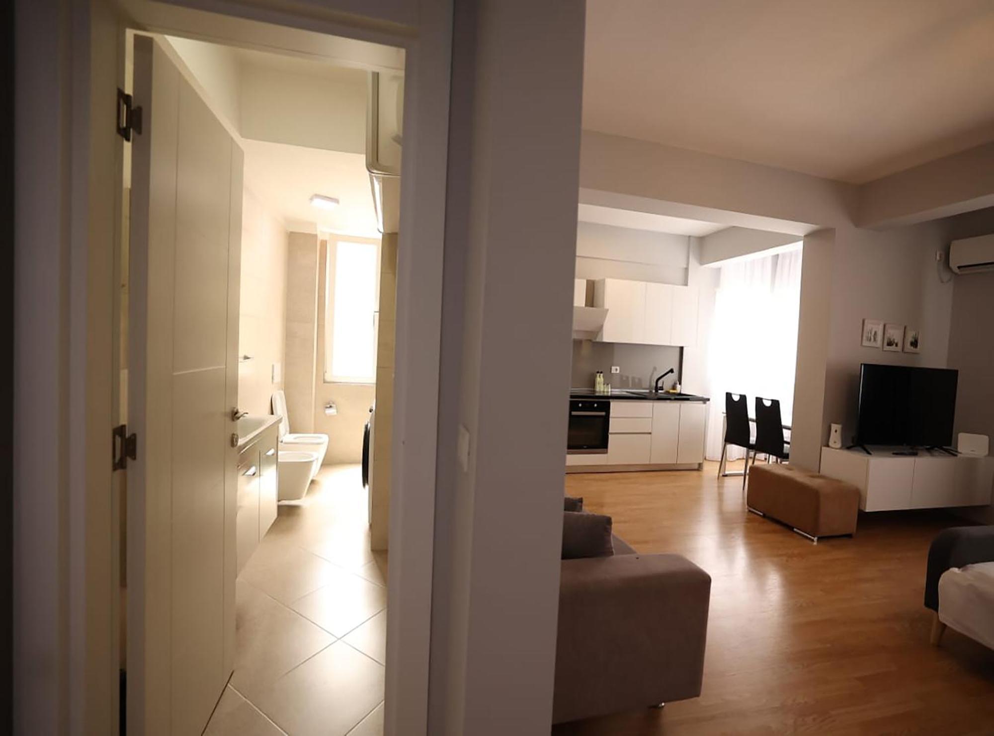 Arkle Apartment 3 Tirana Exterior foto
